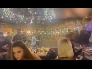 video в городе славянск на кубани в местном клубе рояль произошла массовая драка sex