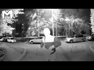 video кошмар из красноярска в микрорайоне солнечный часть 3 я местный чудик стреляет во дворе из пистолета sex
