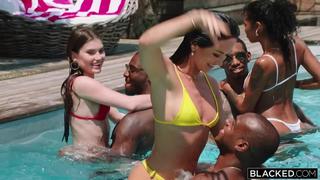 video blacked stefany kyler barbie rous zuzu sweet групповое 3 девушки и 3 темнокожих парня sex