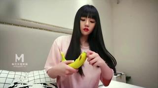video more mmz 006 兄妹蕉谈2 以瓜代蕉练习做爱 21岁青春女神 sex