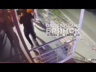 video драка возле кафе закончилась поножовщиной с летальным исходом sex