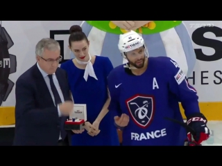 video пьер эдуар белльмар отдал свою награду mvp вратарю арди sex