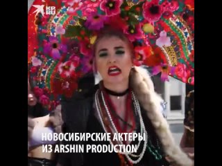 video танцующая толстушка в короткой юбке у оперного блондинка в шубе и купальнике у бугринского моста огромные кокошники sex