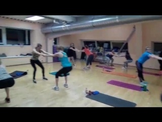 video couples training функциональная тренироа с выполнением упражнений в парах new sex
