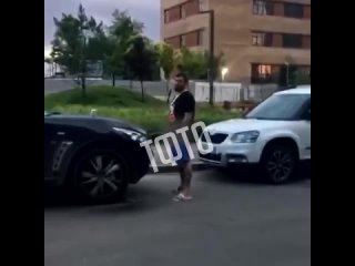 video паша техник помочился на машину своей жены карины sex