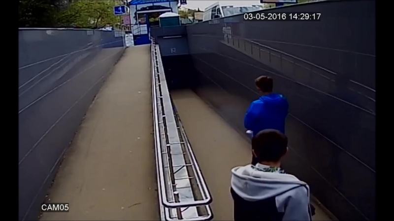 video два паренька решили унести бетон в одинцовском подземном переходе sex
