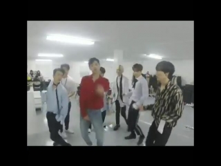 video 180411 smtown ig smtown도 두바이에서 다 함께 으른으쓱 challenge 뜨거운 태양도 이겨낸 댄스 열정 으른으쓱 challen sex