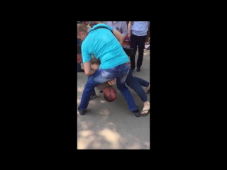 video русские полицейские напали на чеченок в воронеже суета нетипичная махачкала sex