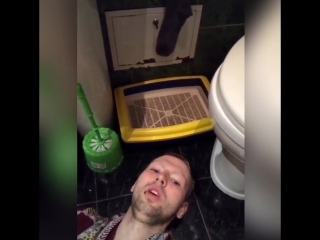 video кирилл терёшин охлаждает голову в туалете нетипичная махачкала sex