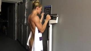 video скандальное взвешивание от девушки бойца ufc фелис херриг sex