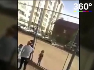 video женщина с матом и кулаками накинулась на молодые sex