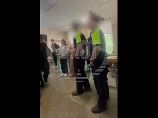 video молодые схватил третьеклассницу и попытался секс в лесу неподалеку от школы во владивостоке все случилось в sex