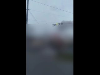video удар русской армии в харьковской области начался пожар в небо поднимается дым ранее местные власти подтвердили sex