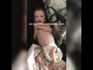 video сумасшедшая мать прятала 6 месяную малышку в шкафу чтобы она молодые sex
