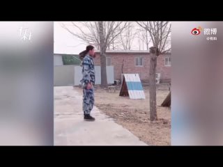 video строевой котя отставной армейский кинолог приютил бездомного котёнка 2 месяца и тренировал его ежедневно 18 года sex