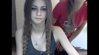 video молодая и сексуальная девочка раздевается на камеру 1 sex