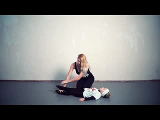 video sls как правильно сесть на продольный шпагат how to do the splits танцы онлайн с кристиной мацкевич sex