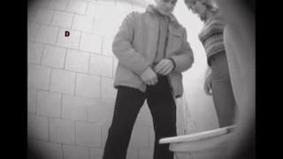 video скрытая камера в школьном туалете kingshock105 русское частное любительское домашнее порно анал лезбиянки sex