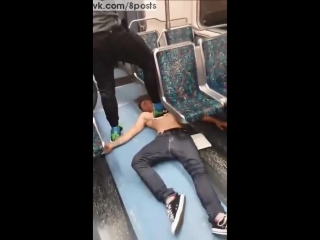 video мужик в метро отключает удушающим приёмом пьяное быдло man dubbed drunk thug uses sleeper porn on los angeles sex