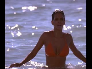 video холли берр голая halle berry die another day sex