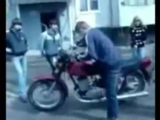 video придурок на мотоциклеdлучшие приколы 2013 жесть ахах смотреть всем угар ржачь до слез улыбнуло смех угарное видео sex