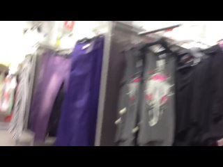 video красивая девочка в секси шортиках и её попка в примерочной sex