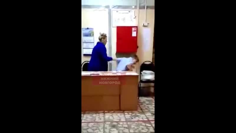 video вахтерша заламывала руки пятикласснику в школе где учился борский стрелок sex