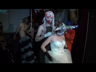 video horror show сбежавшая невеста подвешивание на крюках театр секс миссия клуб точка джи sex