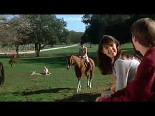 video прыгающие сиськи бетси расселл betsy russell во время езды на лошади в фильме частная школа private school 1983 sex