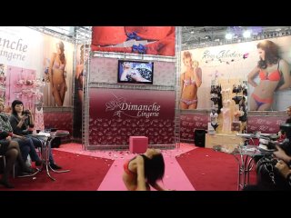 video эротичное дефиле на выстае нижнего белья iboobs 18 эротика сиськи разврат sex