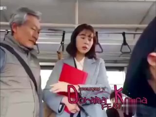 video когда в общественном транспорте попросили уступить место sex