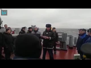 video жены моряков рожайте пацанов а то ваших мужей на работе утопят sex