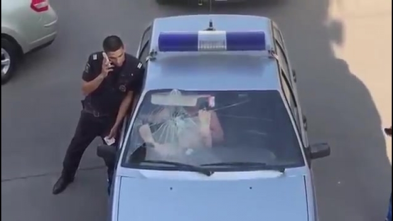 video такая пьяная баба и коня на скаку остановит sex