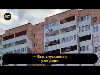 video муж маньяк держал жену и маленького сына в заложниках полтора года не выпуская их из квартиры освободить пленников sex