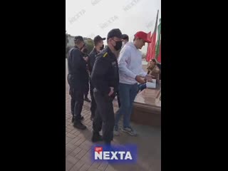 video парня забрали за то что он просто дрочил на площади победы в витебске sex
