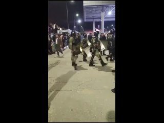 video подразделения росгвардии прибыли в аэропорт но вопро sex