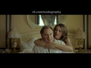 video элизабет херли elizabeth hurley в сексуальном нижнем белье в фильме виктор viktor 2014 филиппе мартинес sex