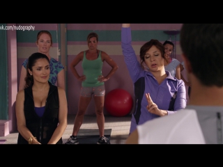 video сальма хайек salma hayek мария белло maria bello и другие в фильме одноклассники 2 grown ups 2 2013 деннис дуган sex