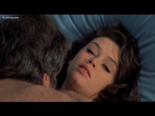 video гэбриэлль дрэйк gabrielle drake голая в фильме эй в моем супе девушка theres a girl in my soup 1970 sex