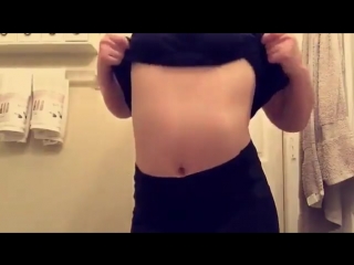 video показала голые упругие небольшие сиськи sex