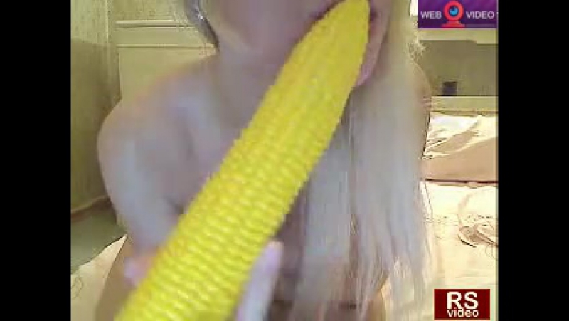 video lolimoli трахает себя кукурузой порно запись привата с видеочатавидео sex