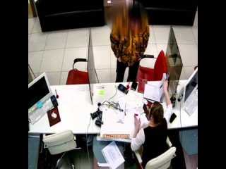 video в набережных челнах посетитель мфц пришел в ярость из за того что к нему обратились не по отчеству sex