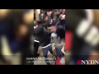 video девушку жестоко избили в макдональдсе girl brutally beaten at brooklyn mcdonalds sex