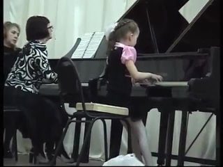 video алиса кожикина играет на фортепианополная версия sex