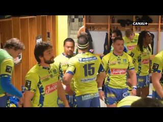 video french pro rugby player caught naked in locker room sex