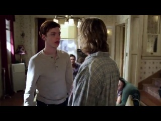 video мужик из бара велел тебе это передать фрэнк галлагер frank gallagher бесстыдники бесстыжие shameless sex