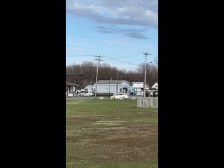 video канадские копы использовали шипы чтобы поймать угнанный пикап блокбастер в реальной жизни sex