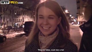 video парни развели скромную девочку на секс в туалете кафе порно пикап mypickupgirls pick up за деньги на публике мжм sex