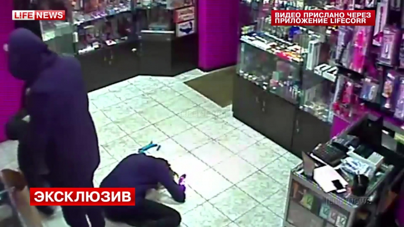 video арестован грабитель минутка молодые продавщицу секс шопа sex