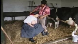 video ненасытная крестьянка 2003 г ретро порно секс сосет трахает ферма кончает сперма перевод sex